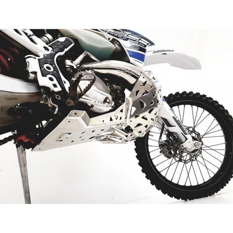 _P-Tech P-Tech Skid Plate with Exhaust Pipe Guard KTM EXC 250/300 07-16 HVA TE 250/300 14-16 | PK001 | Greenland MX_